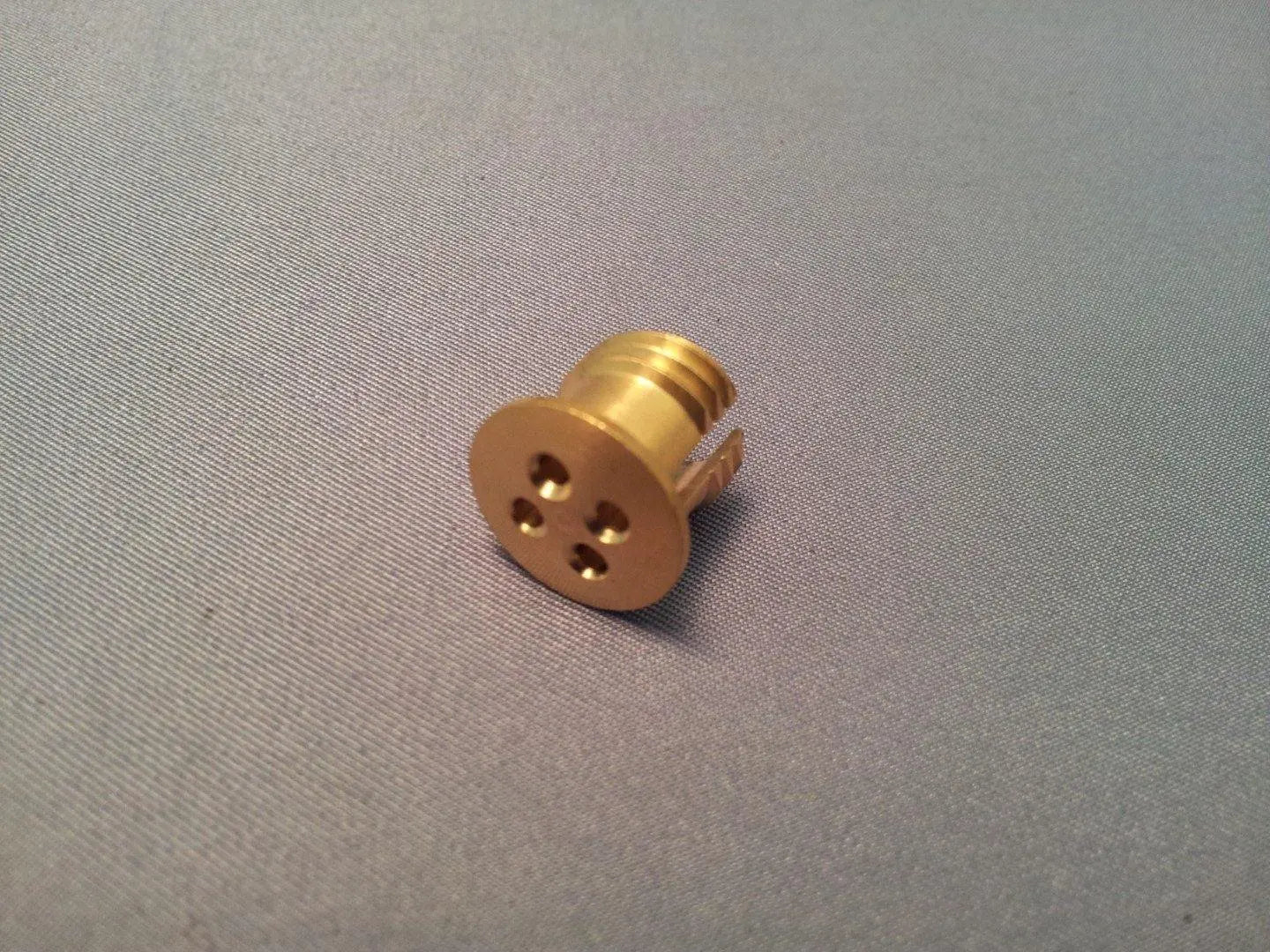 Tappo ribassato 1335 (contenitore valvola con 4 fori) Ariete ARIETE