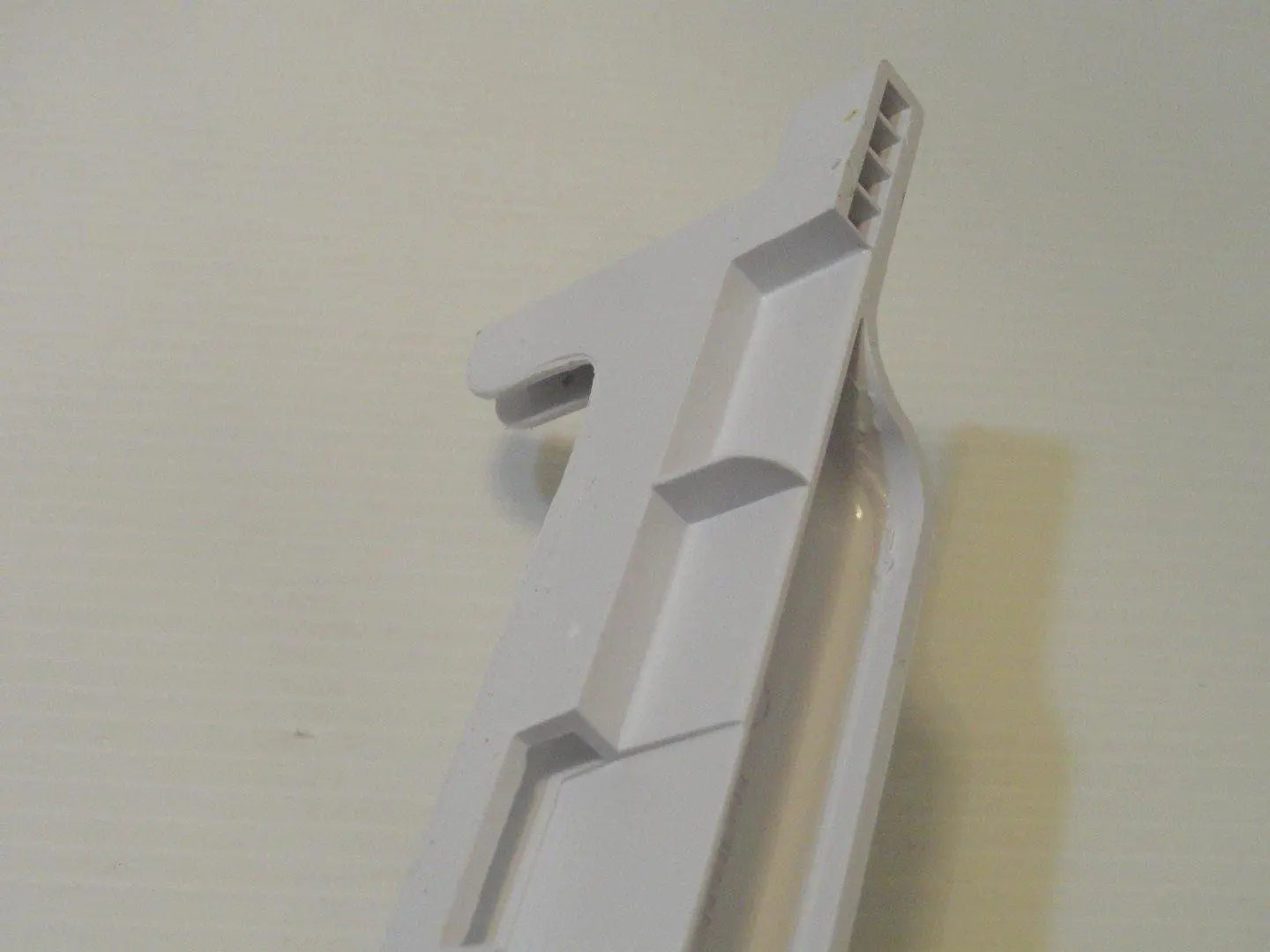 Profilo bordo posteriore ripiano in vetro frigo Smeg SMEG